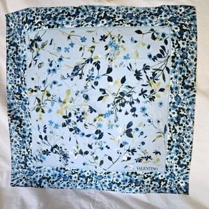VALENTINO blue cotton square kerchief 17.5"